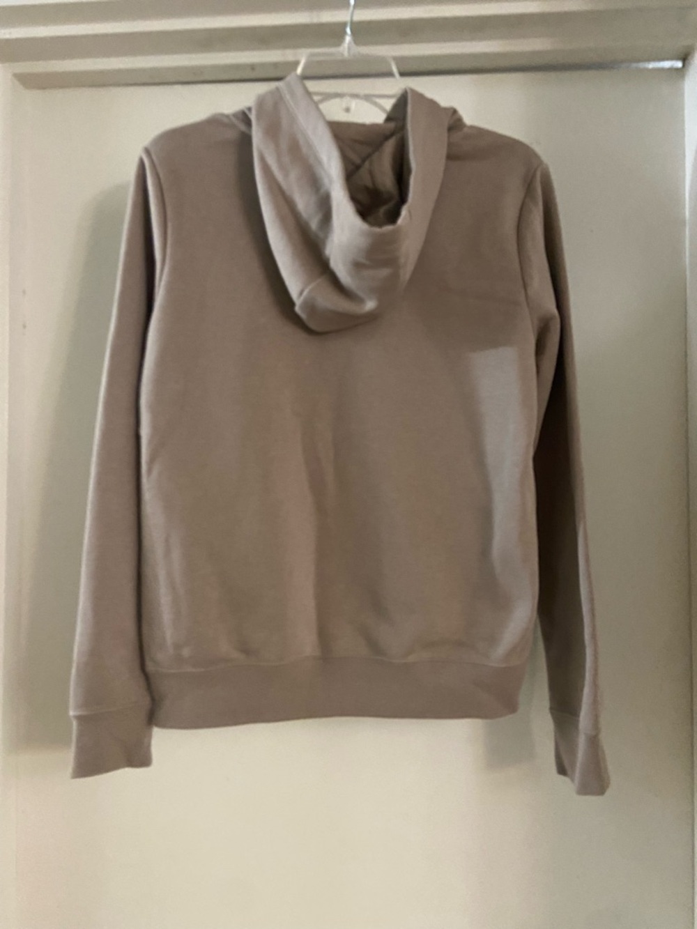 Nike Women’s Beige Fleece Joggers - Picture 12 of 13